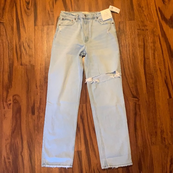 NWT Abercrombie & Fitch 90s Ultra High Rise Straight Jeans. 31L. - Picture 9 of 10